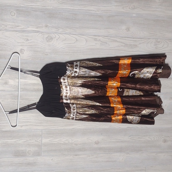 Beautiful Flowy Mini Dress - Picture 10 of 15